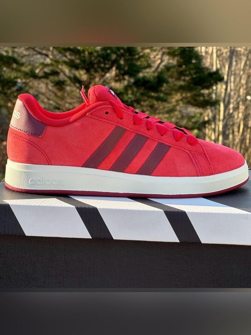 Adidas Grand Court 00s Red Low Casual Sneaker Unisex Youth GS 4Y | 5Y | 6Y NEW - Picture 2 of 8